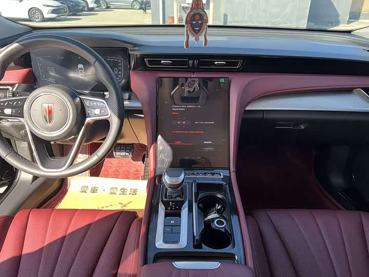 Фото 11 - Hongqi H5