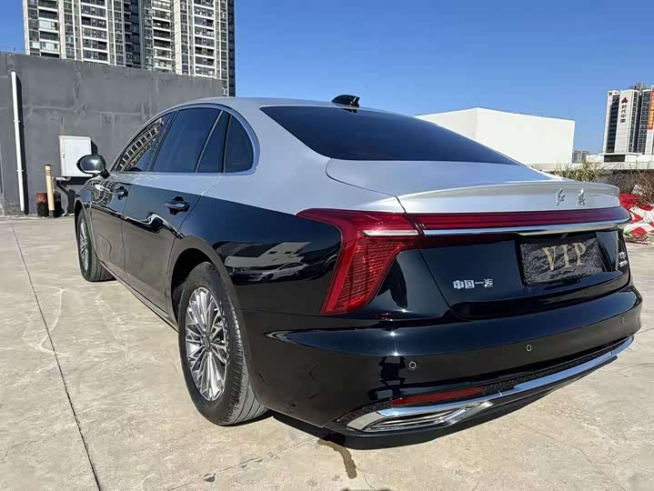 Фото 7 - Hongqi H5