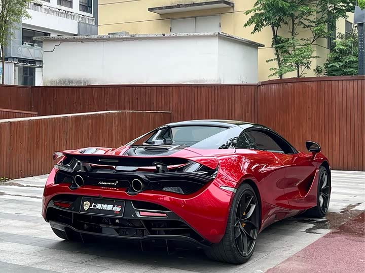 Фото 8 - McLaren 720S
