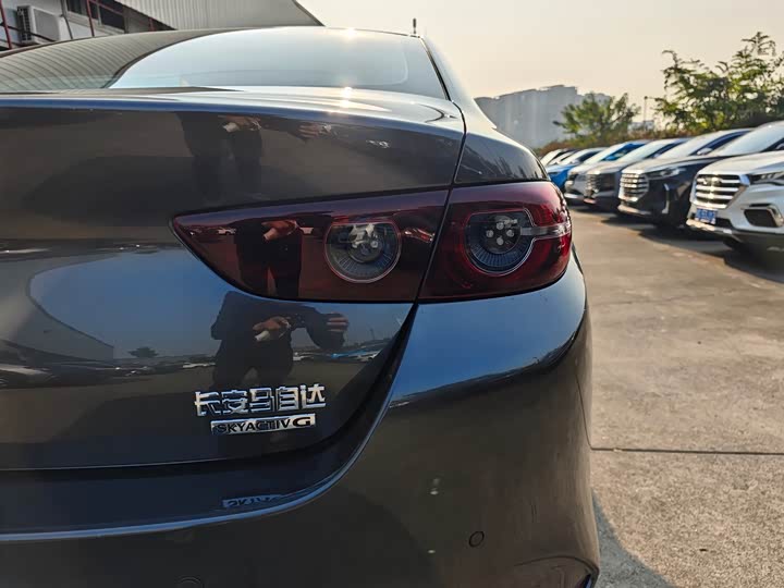 Фото 15 - Mazda 3 (Axela)