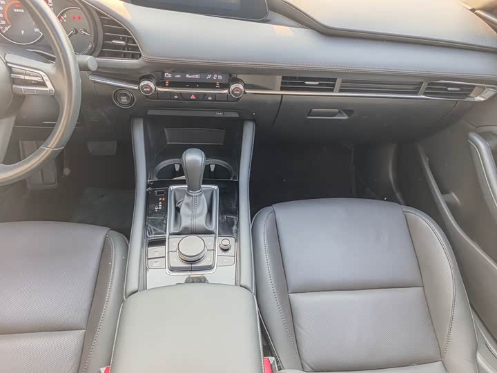 Фото 8 - Mazda 3 (Axela)