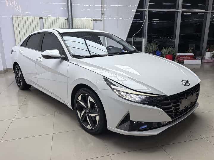 Фото 3 - Hyundai Elantra N line
