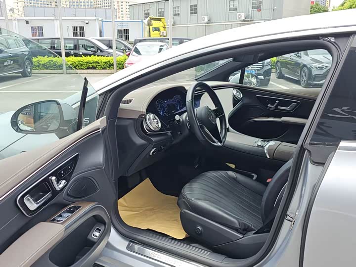 Фото 7 - Mercedes-Benz EQS