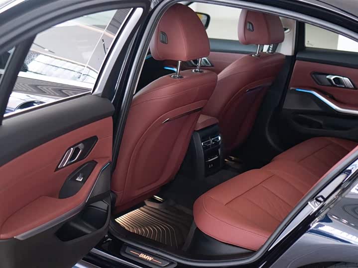 Фото 21 - BMW i3