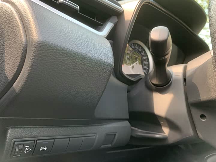 Фото 22 - Toyota Corolla