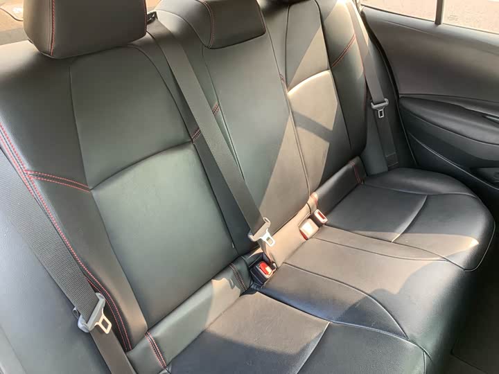 Фото 28 - Toyota Corolla