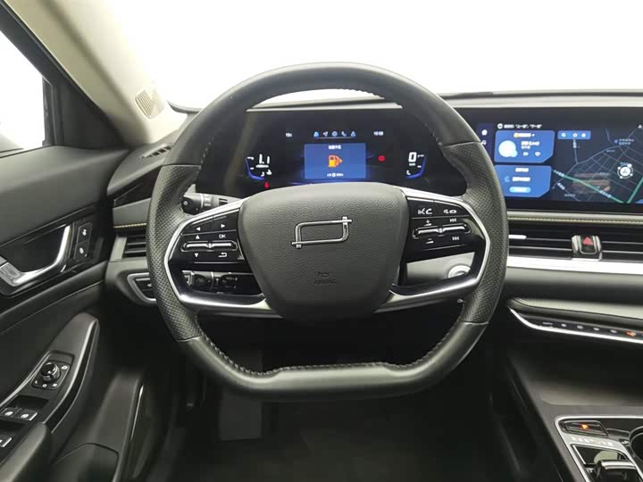 Фото 11 - Bestune B70