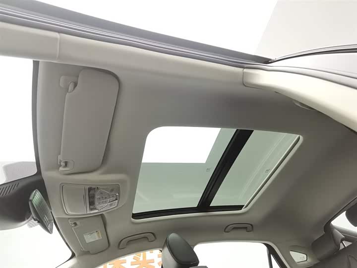 Фото 14 - Bestune B70