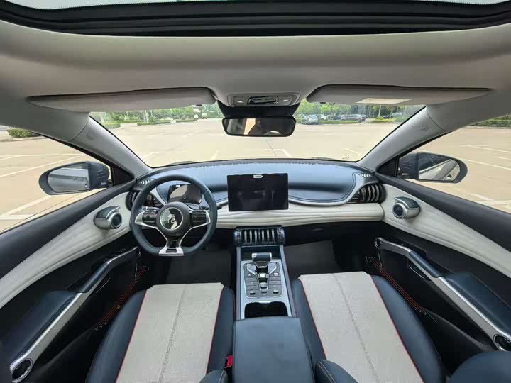 Фото 5 - BYD Yuan Plus