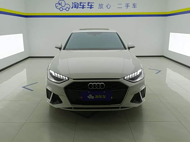 Фото 2 - Audi A4L