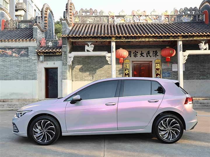 Фото 10 - Volkswagen Golf