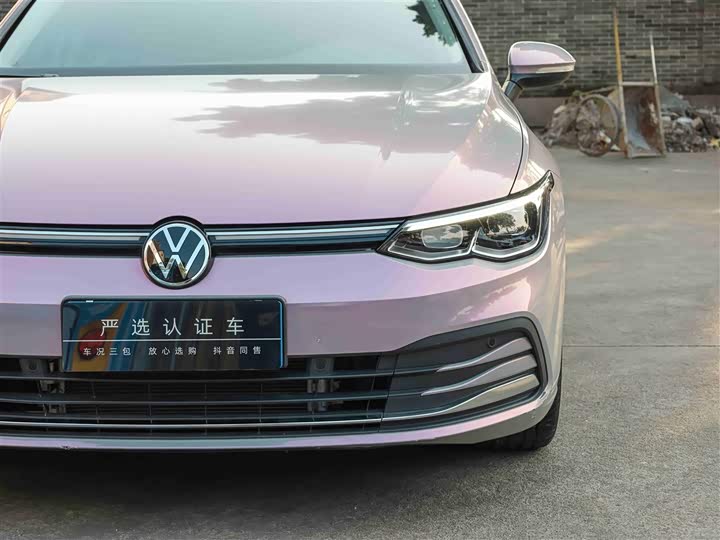 Фото 22 - Volkswagen Golf