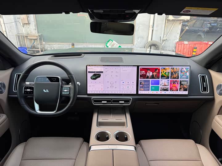 Фото 12 - LiXiang L9