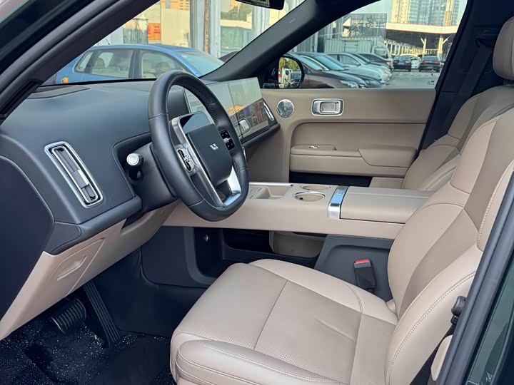 Фото 18 - LiXiang L9