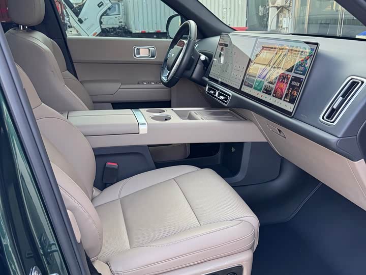 Фото 4 - LiXiang L9