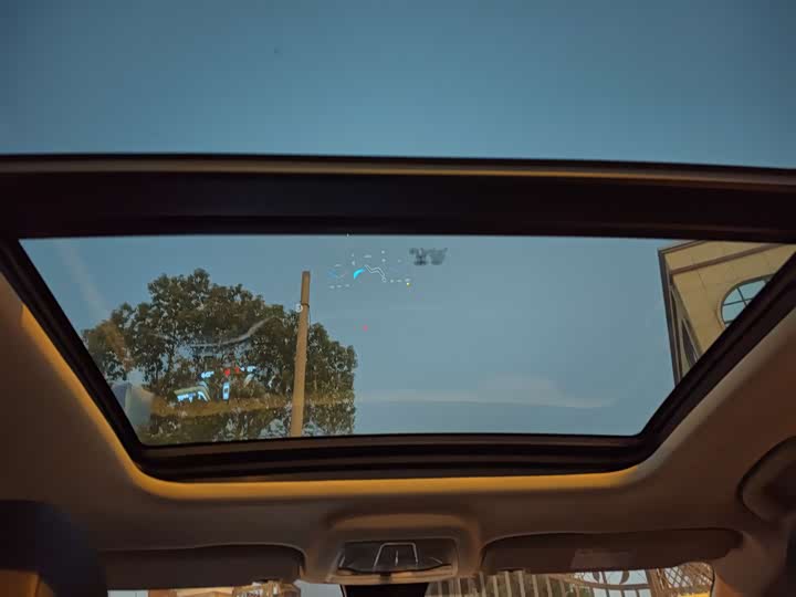 Фото 15 - Bestune B70