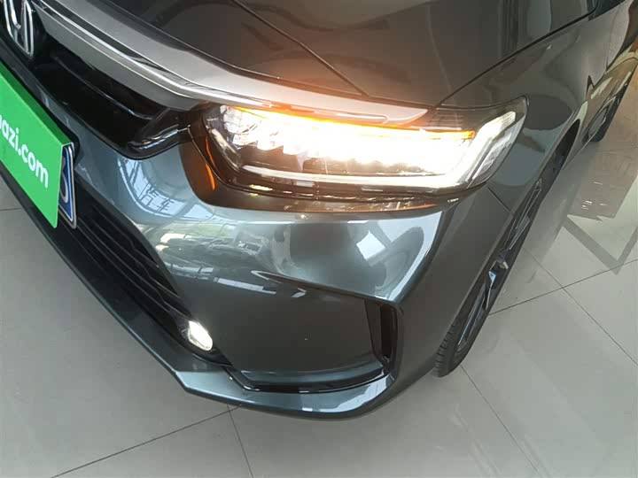 Фото 24 - Honda Inspire