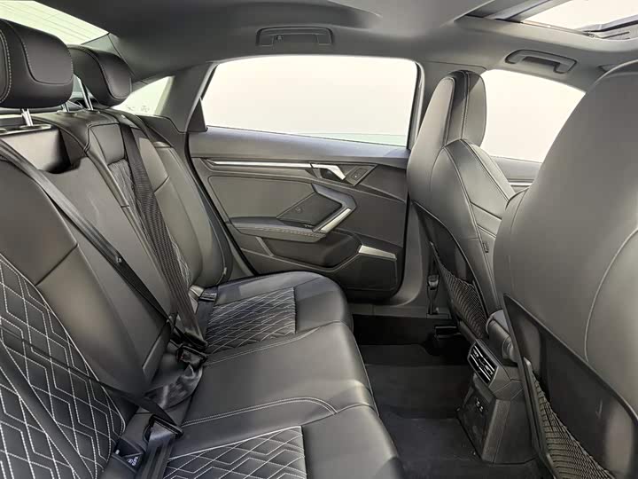 Фото 7 - Audi A3