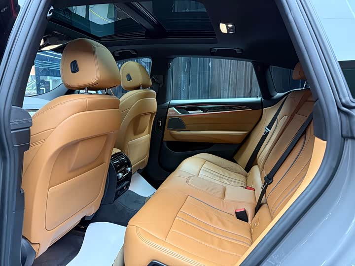 Фото 6 - BMW 6 Series GT