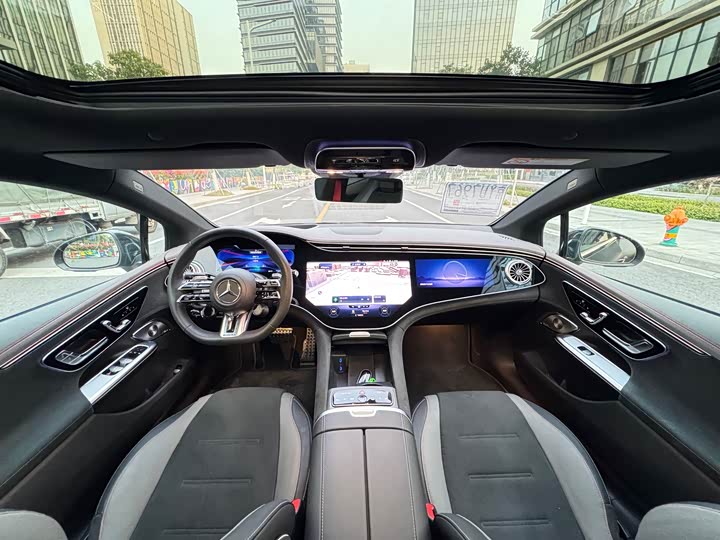 Фото 17 - Mercedes-Benz EQE AMG