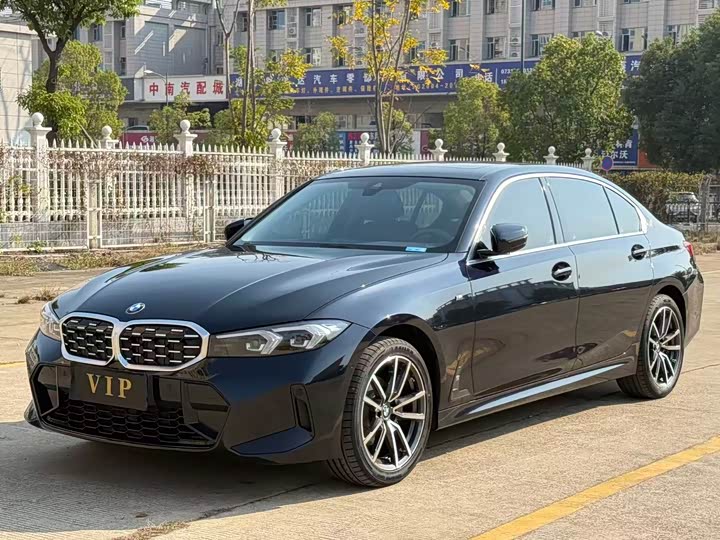 Фото 1 - BMW 3 Series