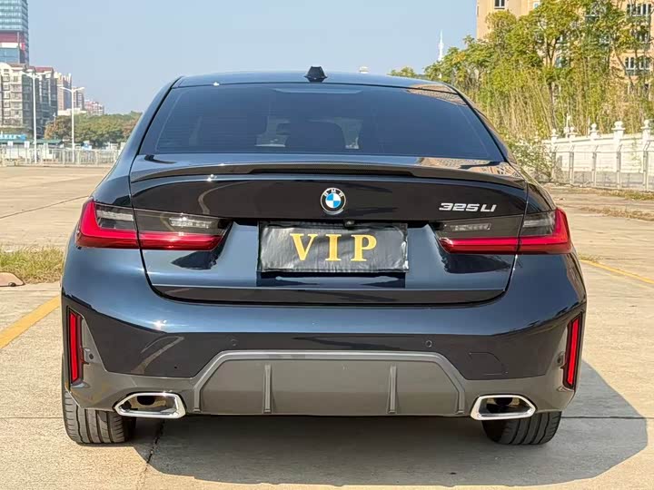 Фото 11 - BMW 3 Series