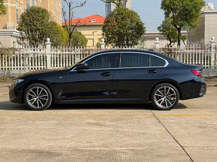 Фото 13 - BMW 3 Series