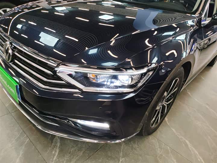 Фото 24 - Volkswagen Magotan