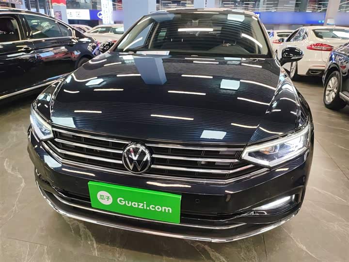 Фото 3 - Volkswagen Magotan