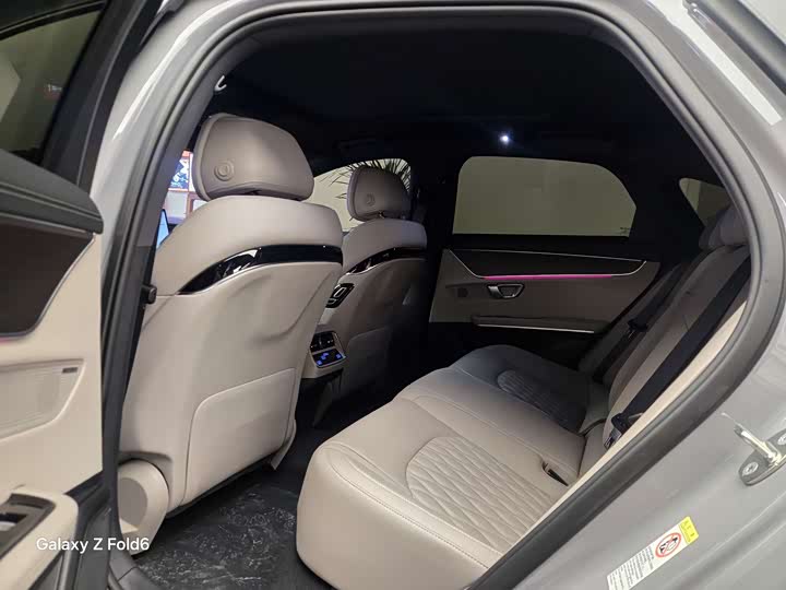 Фото 6 - BYD Han