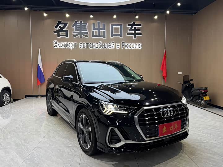 Фото 2 - Audi Q3