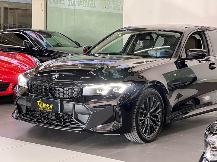 Фото 2 - BMW 3 Series