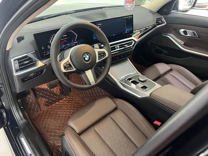 Фото 27 - BMW 3 Series