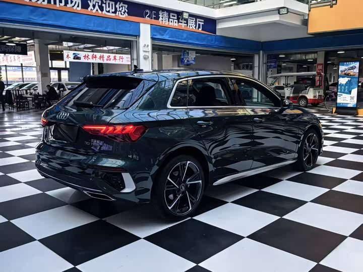 Фото 15 - Audi A3