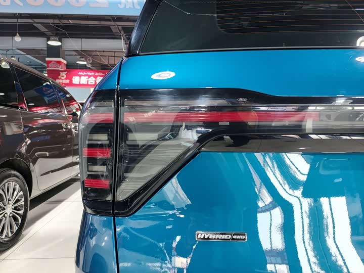 Фото 20 - Ford Edge