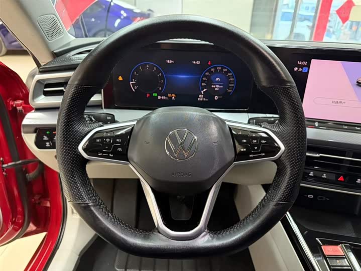 Фото 11 - Volkswagen Lamando L