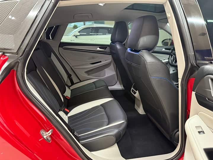 Фото 22 - Volkswagen Lamando L