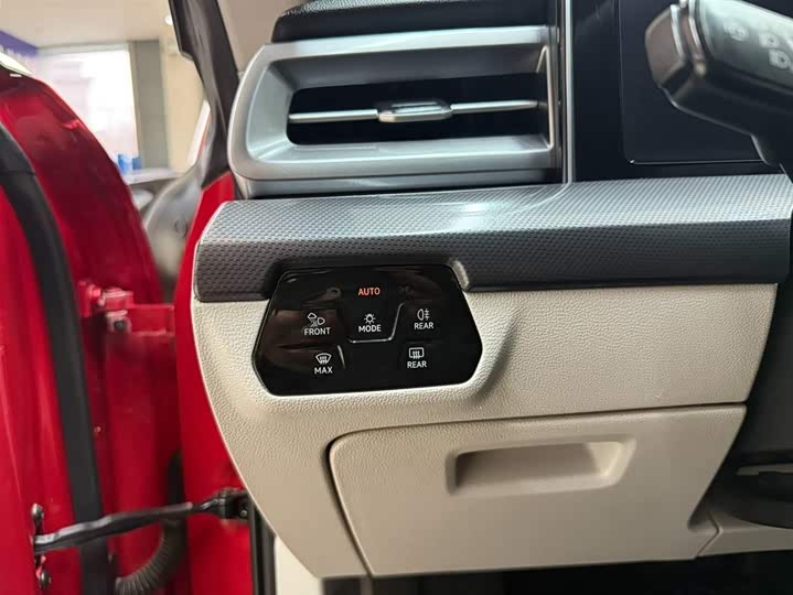 Фото 9 - Volkswagen Lamando L