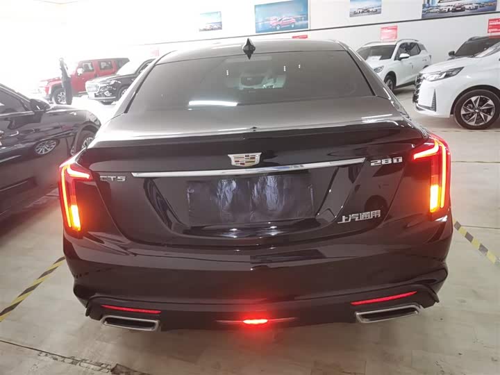 Фото 6 - Cadillac CT5