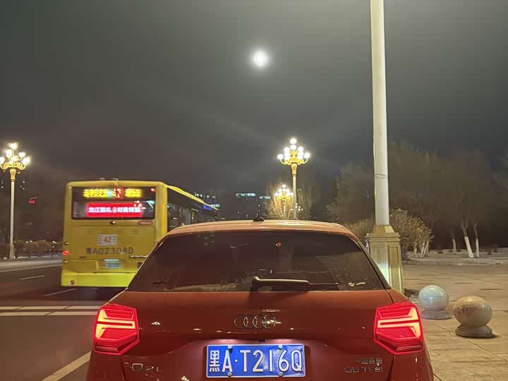 Фото 4 - Audi Q2L