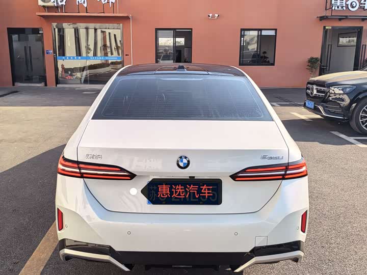 Фото 10 - BMW 5 Series