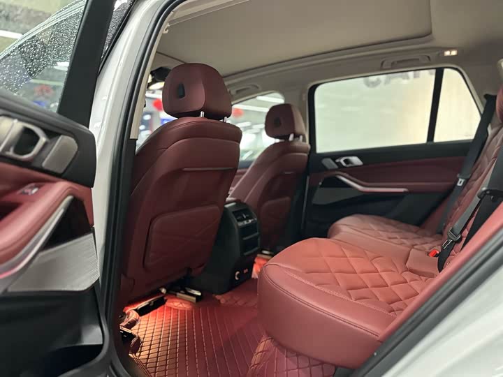 Фото 15 - BMW X5