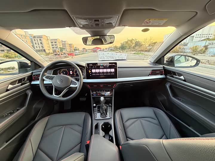 Фото 10 - Volkswagen Lavida