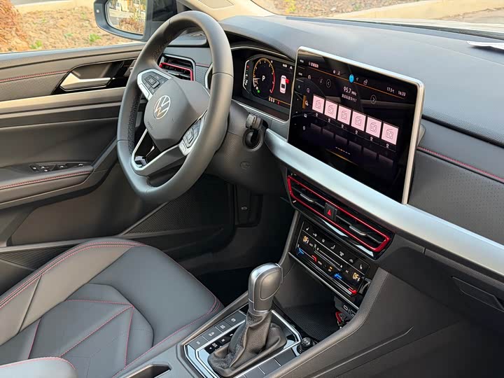 Фото 8 - Volkswagen Lavida