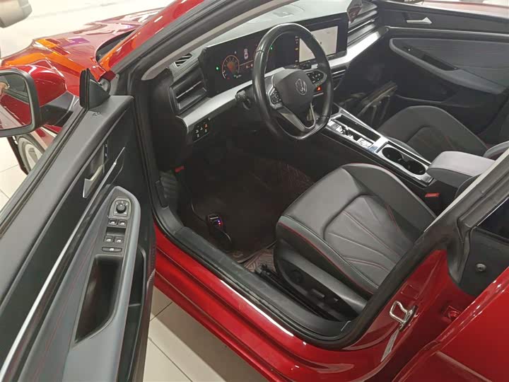 Фото 16 - Volkswagen Lamando L