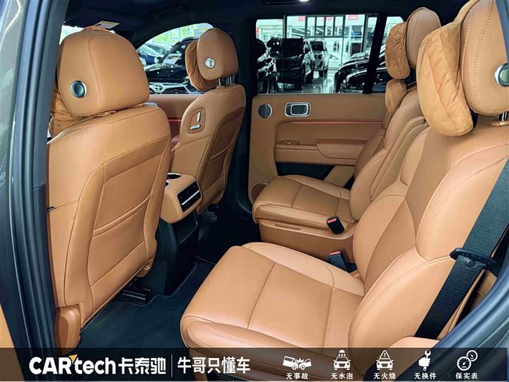 Фото 24 - LiXiang L8