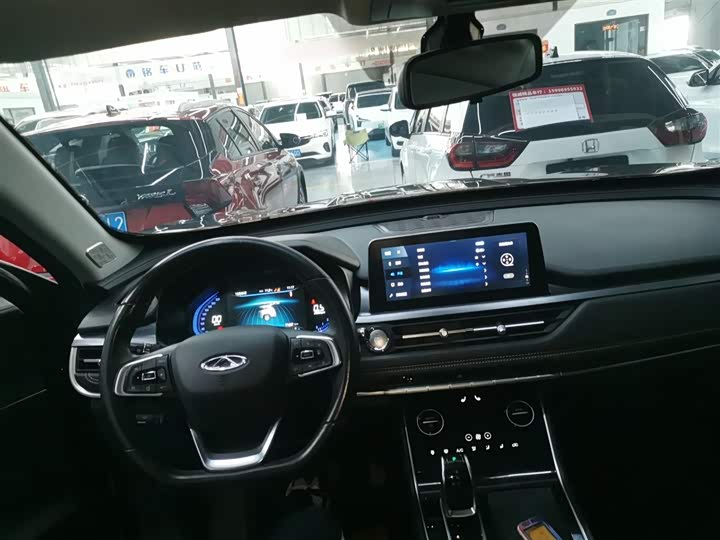 Фото 10 - Chery Tiggo 8