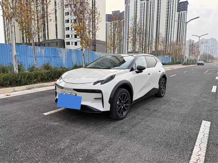 Фото 1 - Zeekr X