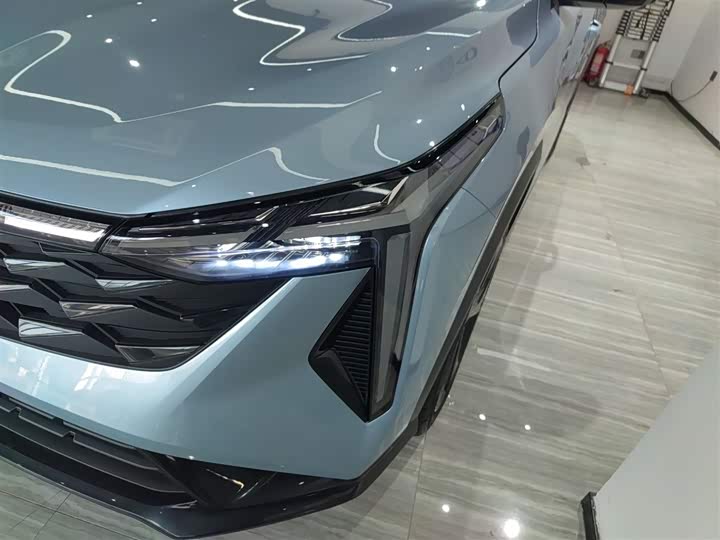 Фото 24 - Geely Atlas