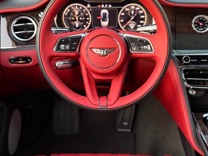 Фото 30 - Bentley Flying Spur Hybrid